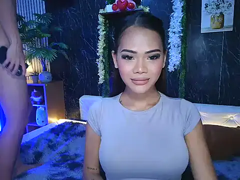 Snapshot of ur_holly_lexie chatting on October 8, 3:38 pm ur holly lexie online show from October 8, 3:38 pm