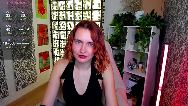 Snapshot of Elis_Cherry chatting on September 23, 2:43 am Elis Cherry online show from September 23, 2:43 am