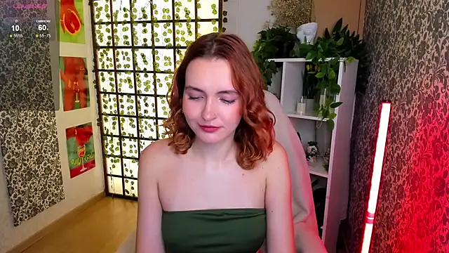 Snapshot of Elis_Cherry chatting on October 14, 2:03 am Elis Cherry online show from October 14, 2:03 am