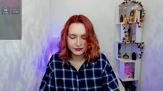 Snapshot of Elis_Cherry chatting on September 10, 1:49 am Elis Cherry online show from September 10, 1:49 am