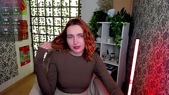 Snapshot of Elis_Cherry chatting on October 19, 2:24 am Elis Cherry online show from October 19, 2:24 am