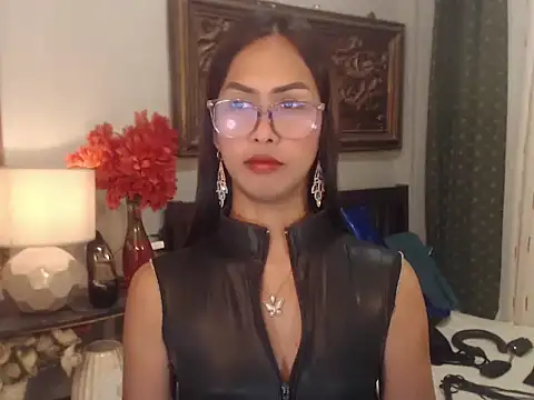 Nathalieheartt online show from July 26, 1:52 pm