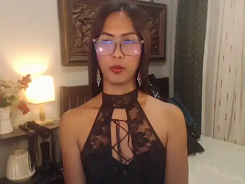 Nathalieheartt online show from July 12, 2:29 pm