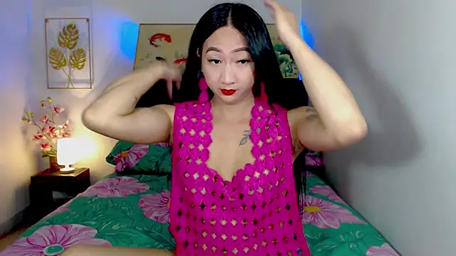 LovelyQueen69 online show from July 21, 5:02 pm