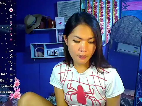 urgirljane online show from July 29, 10:32 pm