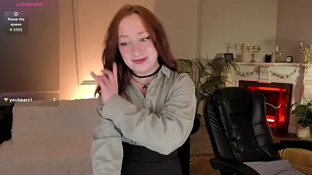 Violet Griffen online show from October 23, 3:40 pm