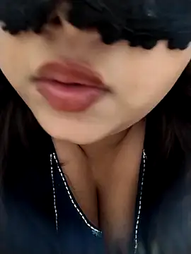 colleen hoover online show from October 12, 7:05 pm