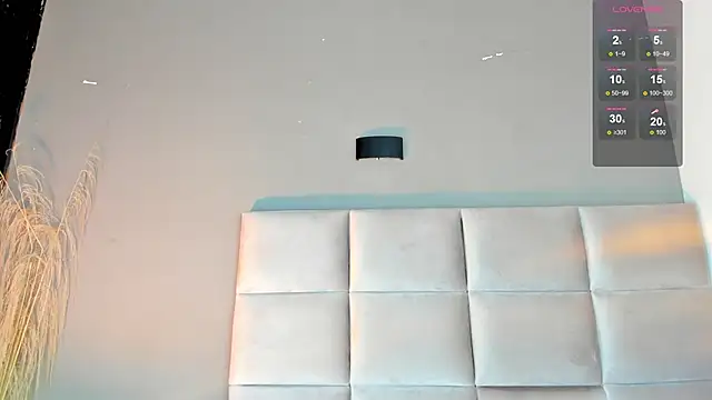 Snapshot of fallon_08 chatting on October 6, 8:24 pm fallon 08 online show from October 6, 8:24 pm