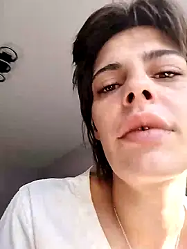 sweetchery999999 online show from September 16, 7:38 am