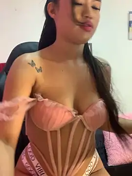 Snapshot of Luna_20x chatting on September 28, 6:57 pm Luna 20x online show from September 28, 6:57 pm