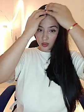 VALENTINA ROUSE  online show from July 24, 11:12 pm