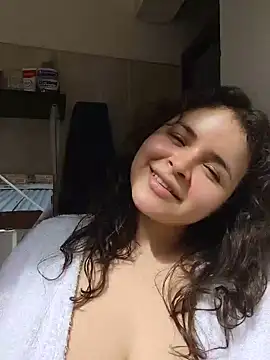 SeleneLuminari8 online show from June 4, 2:43 pm