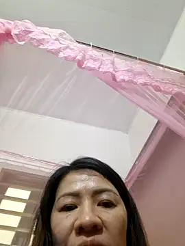 Hailey babe online show from November 2, 6:17 am