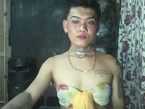 kimmy slut online show from November 27, 6:05 am