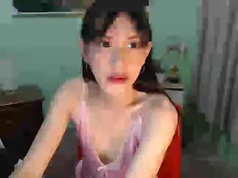 Yourplay1ngdoll online show from July 19, 6:04 am