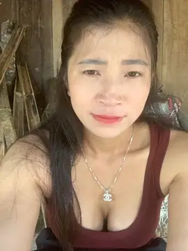 Snapshot of ThiHa003 chatting on September 28, 3:24 am ThiHa003 online show from September 28, 3:24 am