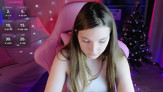 Mia Myles online show from December 16, 11:27 am