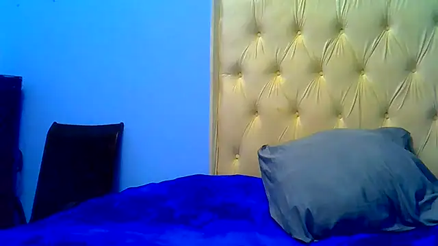 CharlotteXXX online show from December 22, 1:58 pm