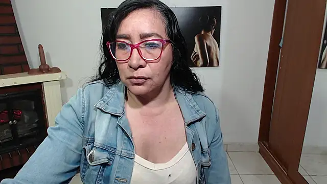 Snapshot of Grace_mature_milf chatting on September 15, 10:34 am Grace mature milf online show from September 15, 10:34 am