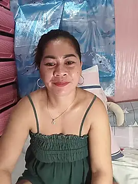 sexybitch 02 online show from July 3, 6:30 am