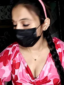 Snapshot of Horny_Shalu chatting on September 16, 6:05 pm Horny Shalu online show from September 16, 6:05 pm