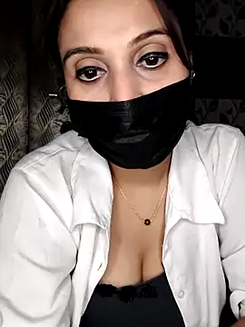 Snapshot of Horny_Shalu chatting on September 18, 6:28 pm Horny Shalu online show from September 18, 6:28 pm
