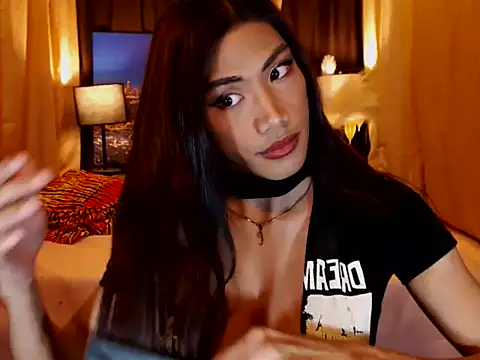 DAYANARAHFOX online show from April 21, 4:58 pm