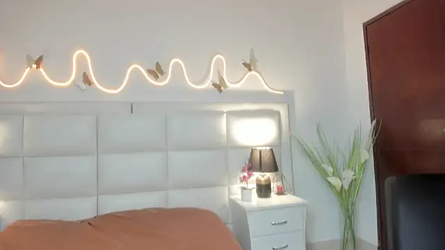 InnaVolkova online show from February 12, 2:41 pm