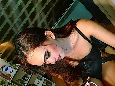 Queen yasii 88 online show from April 15, 7:58 pm