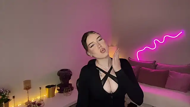 mistress of hearts online show from June 27, 2:12 pm