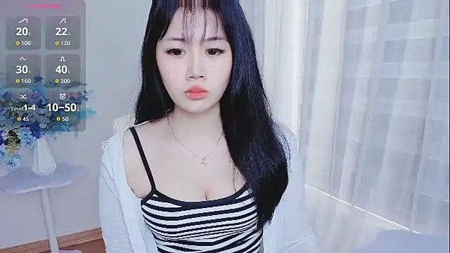 -Rose-Lucky- online show from October 13, 1:19 am