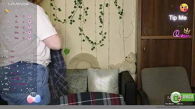 Alicia love00 online show from March 2, 6:25 am