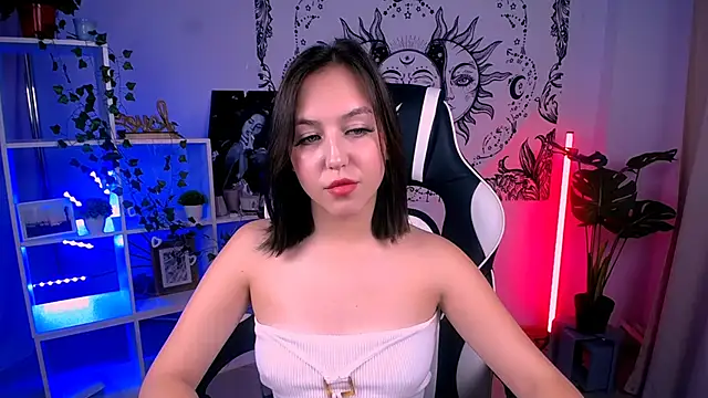 Snapshot of CindySparkl chatting on October 2, 6:29 am CindySparkl online show from October 2, 6:29 am
