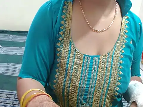 Snapshot of Hot_anika_ chatting on October 14, 4:37 am Hot anika online show from October 14, 4:37 am