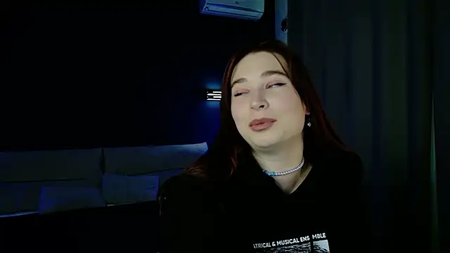 Snapshot of Meri_Cutte chatting on October 5, 12:32 pm Meri Cutte online show from October 5, 12:32 pm