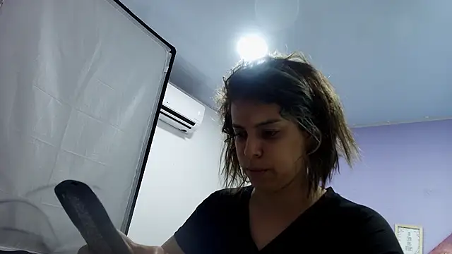 gisell gomez online show from March 3, 8:04 pm