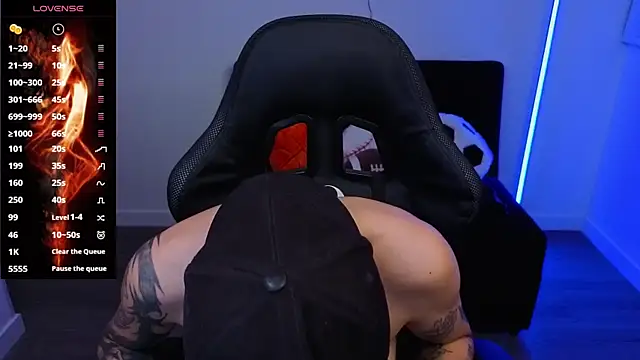 imlaiaaa online show from November 19, 1:27 am