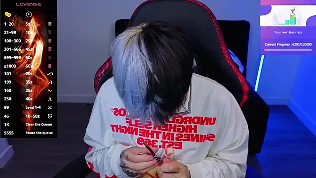 imlaiaaa online show from November 18, 1:17 am