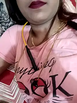Snapshot of payalsharma95 chatting on September 19, 5:45 pm payalsharma95 online show from September 19, 5:45 pm