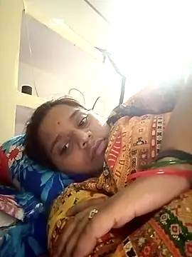 Hot crety online show from October 30, 1:01 pm