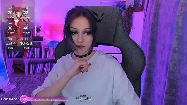 Snapshot of LiliLuna chatting on October 3, 3:06 pm LiliLuna online show from October 3, 3:06 pm