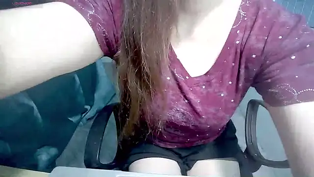  Sara 768 online show from November 2, 9:07 pm