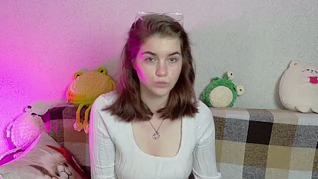 ElzaBlis online show from June 10, 1:10 pm