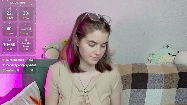 ElzaBlis online show from April 19, 6:10 pm