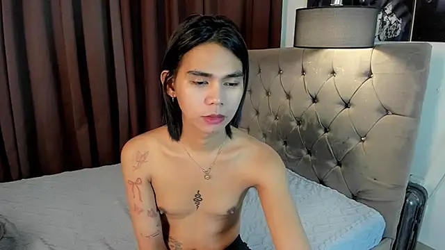 Fuckgurl Avener online show from March 9, 2:26 am