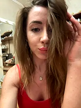 Snapshot of MarinaDiva11_74 chatting on September 14, 8:40 pm MarinaDiva11 74 online show from September 14, 8:40 pm