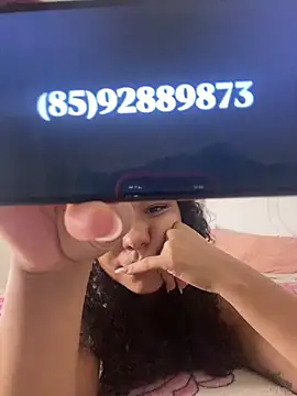 jhennyfer online show from February 24, 6:12 am