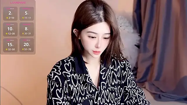 Tina-a online show from November 29, 12:20 pm