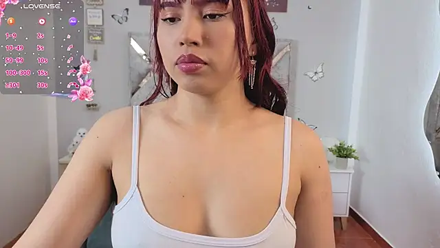 Snapshot of Sweet_Khriis chatting on September 19, 3:16 am Sweet Khriis online show from September 19, 3:16 am
