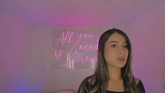 aleksandramiller  online show from March 2, 12:56 pm